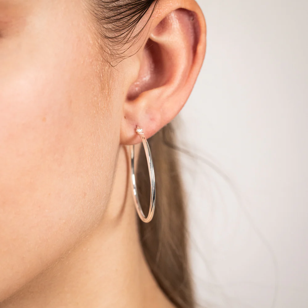 Sterling Silver Ribbed 30mm Hoop Earrings - Image 2