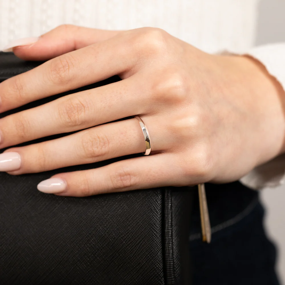 Sterling Silver Simple Diamond Cut Ring - Image 3