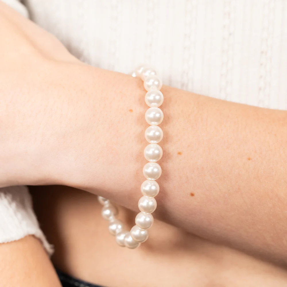 Sterling Silver Simulated Pearls 19cm Chain - Image 3