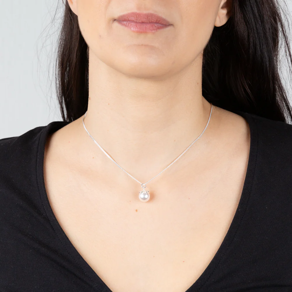 Sterling Silver Single Pearl Pendant On 45cm Chain - Image 2