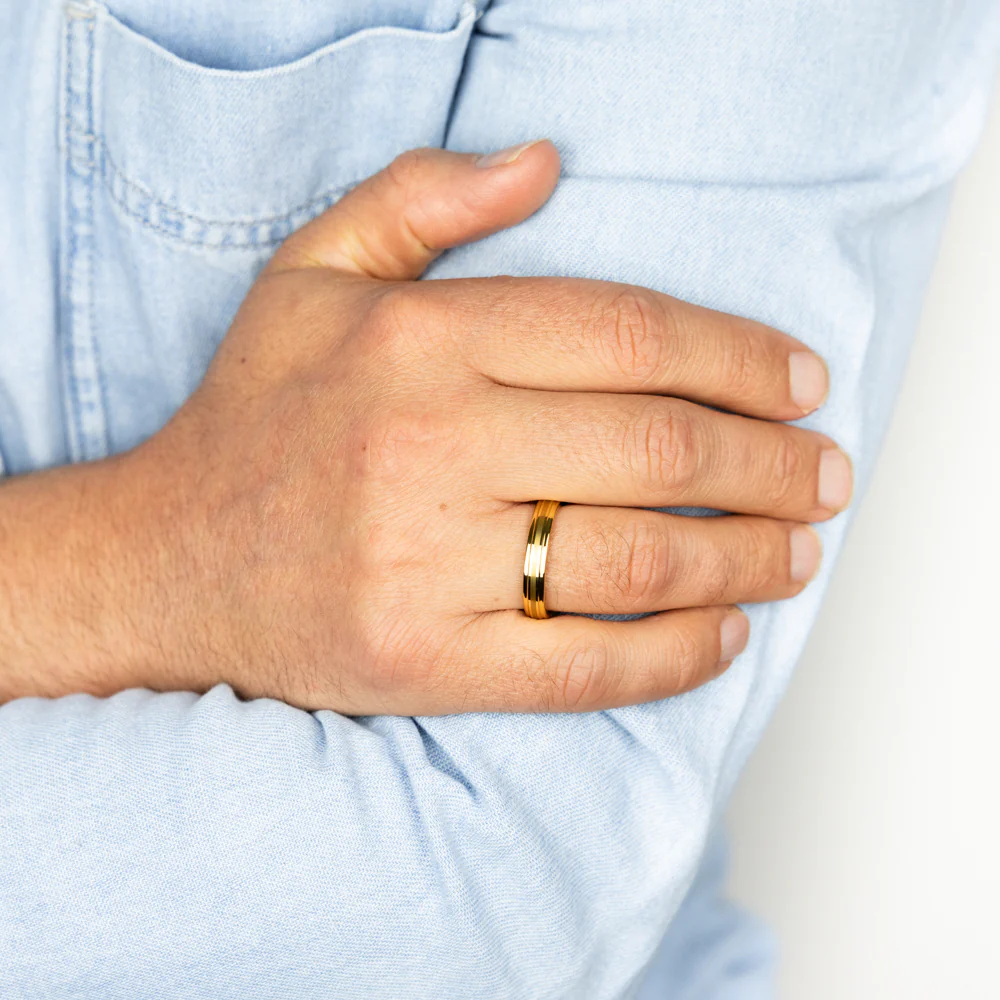 Striped Gold Polished 4.2mm Tungsten Ring - Image 2