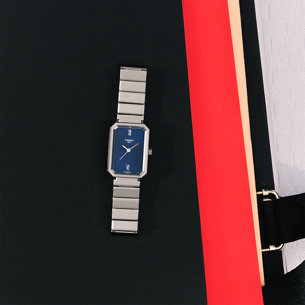 Tissot SRV Quartz T1601101104300 - Image 5